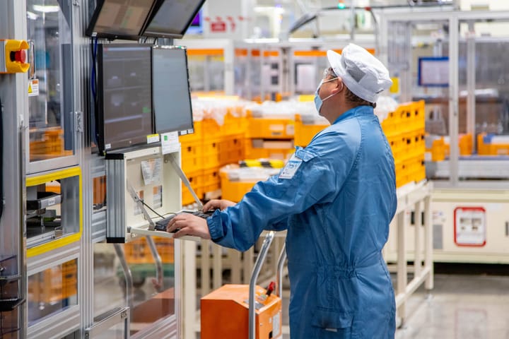 Tesla и LG Energy Solution залагат $4,3 млрд. на американска LFP верига за съхранение на енергия